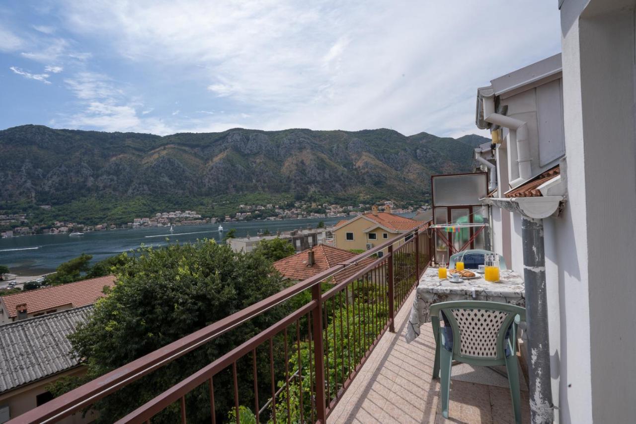 Albatros Appartement Kotor Buitenkant foto
