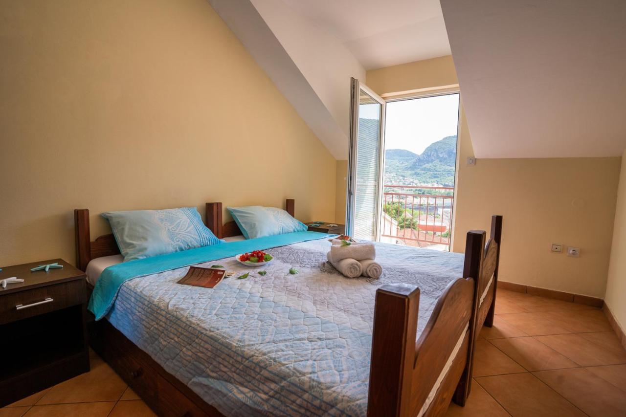 Albatros Appartement Kotor Buitenkant foto