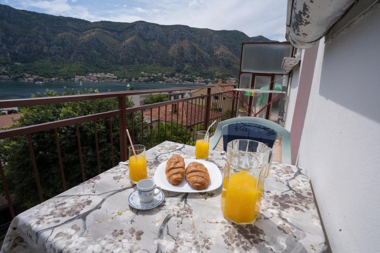 Albatros Appartement Kotor Buitenkant foto